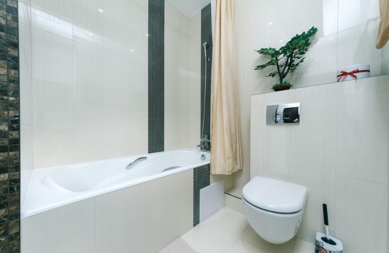 Люкс Апартаменты С 3 Комнатами Княжий Затон Kiev Exterior foto